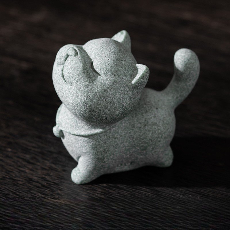 傲娇猫咪 Zen Meow: Hand-Carved Green Sandstone Tea Pet Figurines (Healing & Lucky)