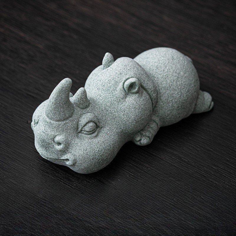 犀牛 Hand-Carved Green Sandstone Animal Tea Pets