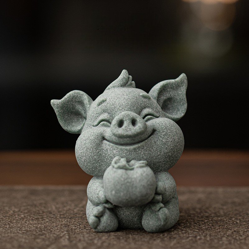 猪柿大吉 The "Prosperity Pig" statue, a "Zhu Shi Da Ji" Chinese good luck charm