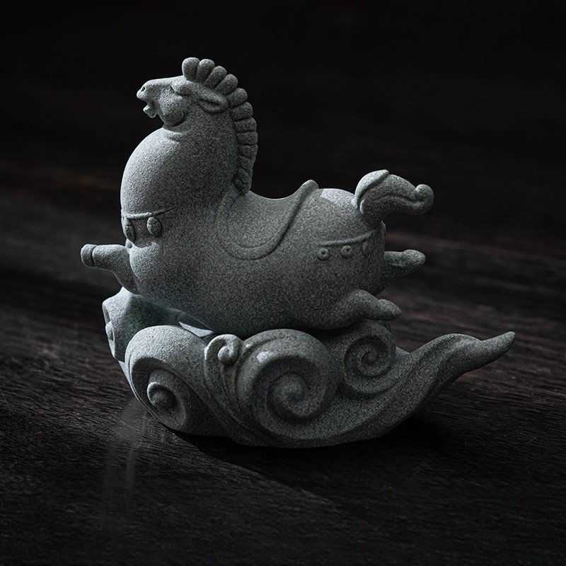 策马飞腾 Soaring High" horse statue for career advancement