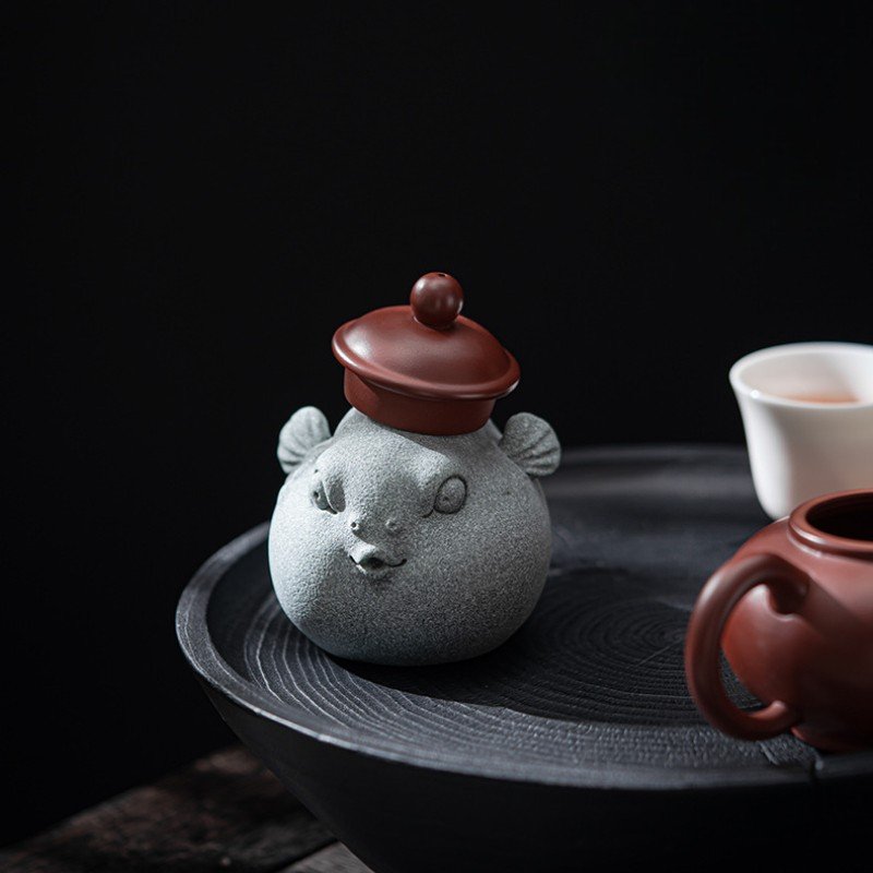 详情-24 Hand-Carved Green Sandstone Animal Tea Pets