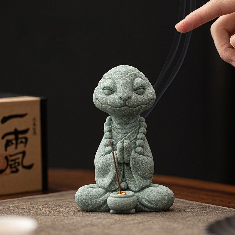 详情 Cyan Sandstone Zen Snake Master | Wisdom & Transformation