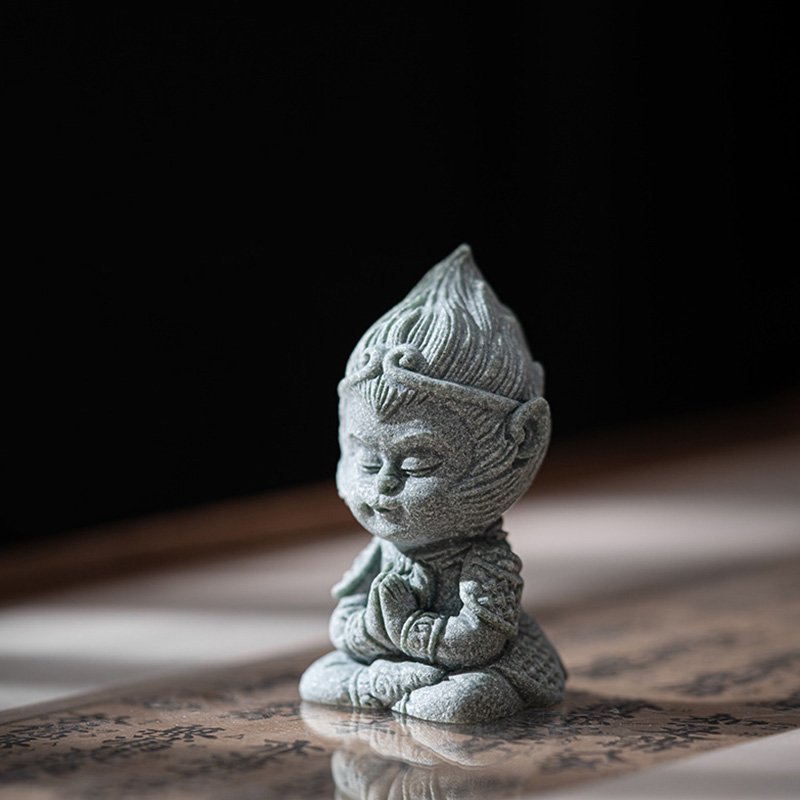 画廊1 Cyan Sandstone Meditating Monkey King | Mini Zen Warrior Statue (Tea Pet & Aquarium Decor)